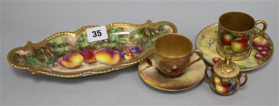 A Worcester dish, cup and saucer, a mug and lid